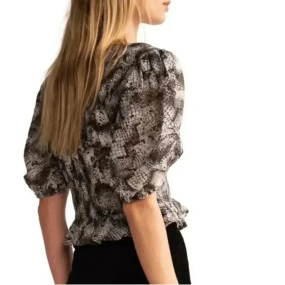 Free People NWOT Black Snakeskin XOXO Smocked Blouse Size Large - Picture 3 of 11